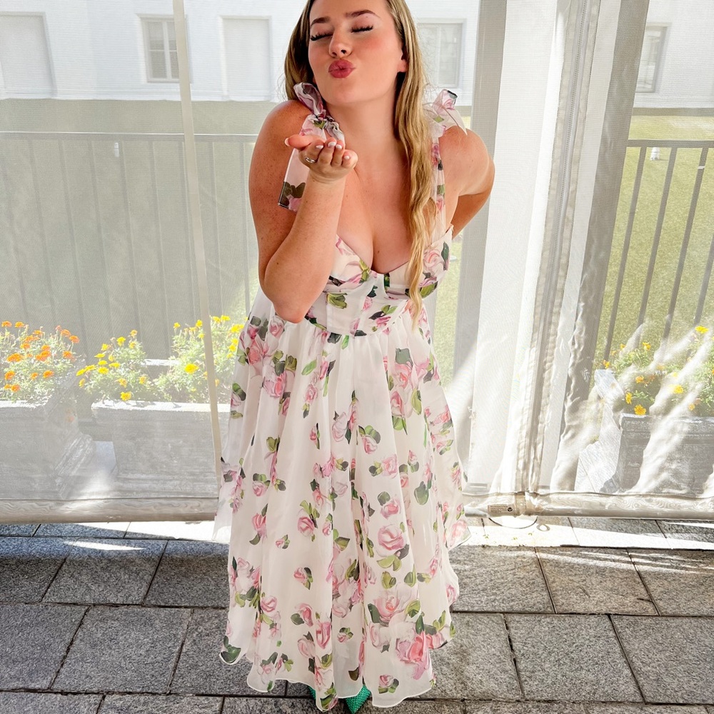 Milla Dress floral
